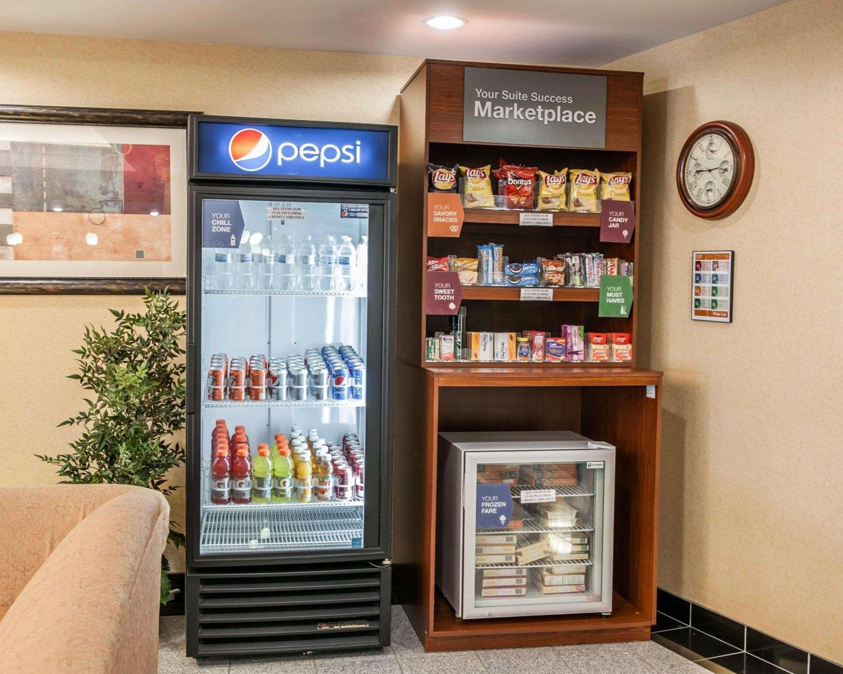 Comfort Suites Near Indianapolis Airport Ngoại thất bức ảnh