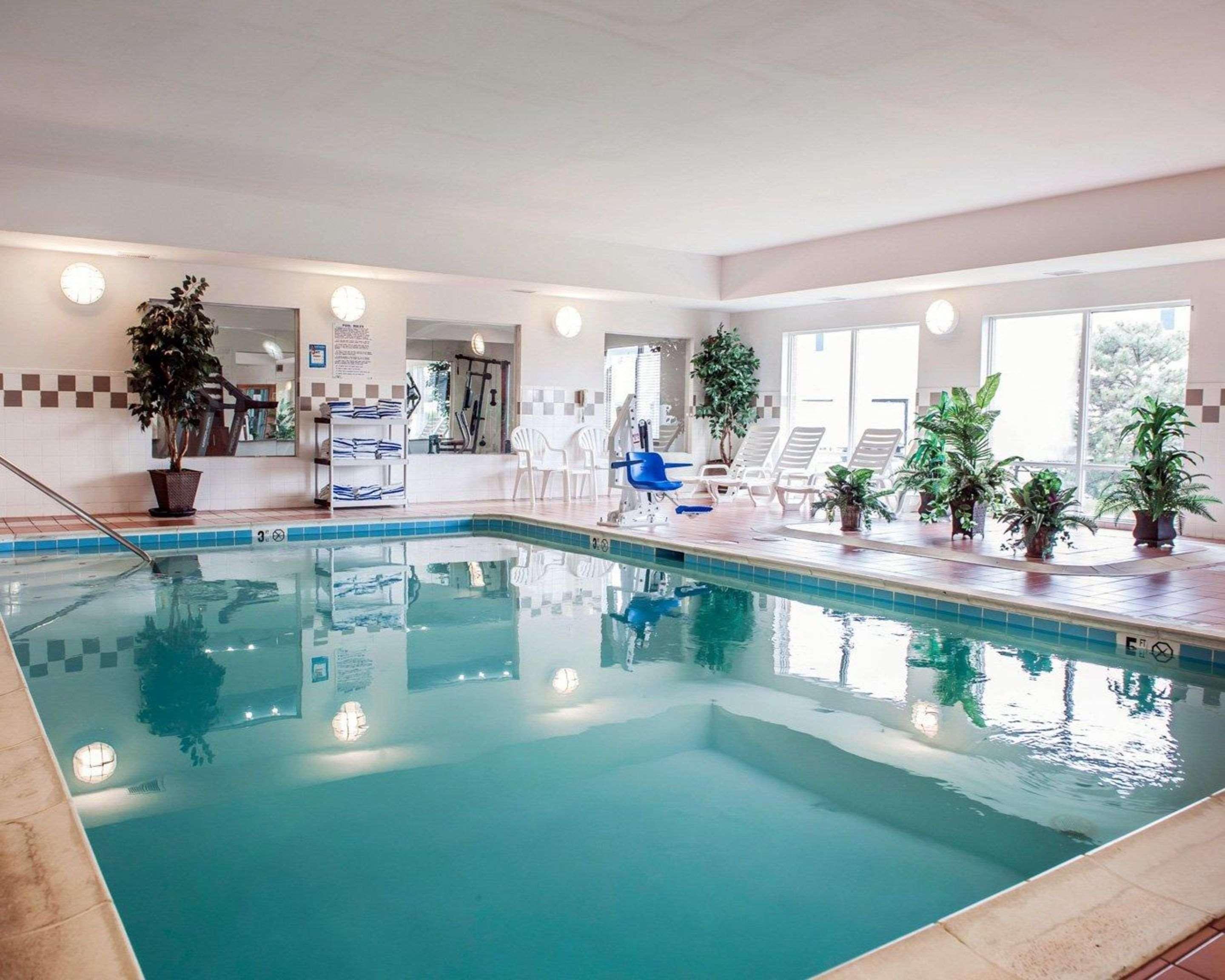 Comfort Suites Near Indianapolis Airport Ngoại thất bức ảnh