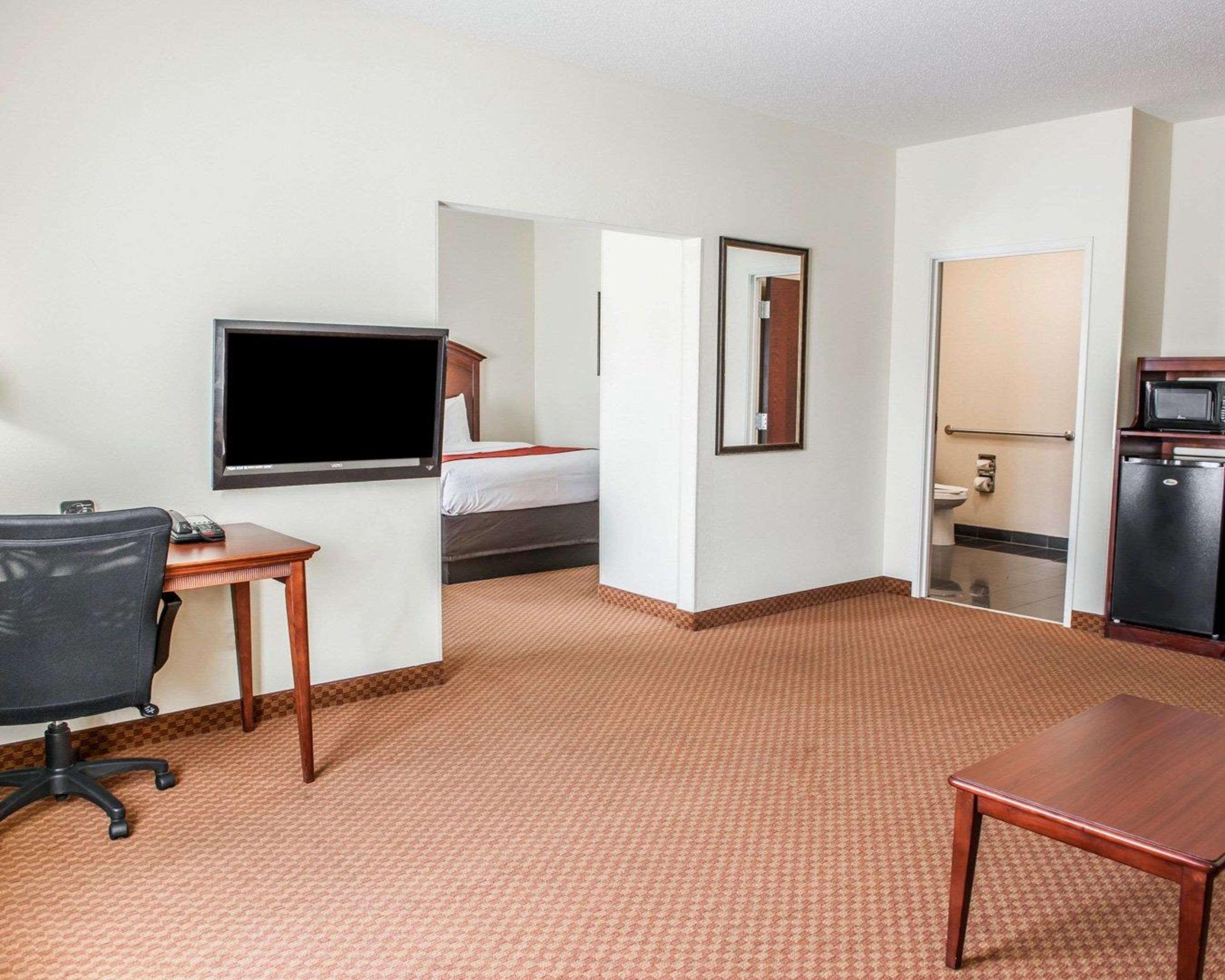 Comfort Suites Near Indianapolis Airport Ngoại thất bức ảnh