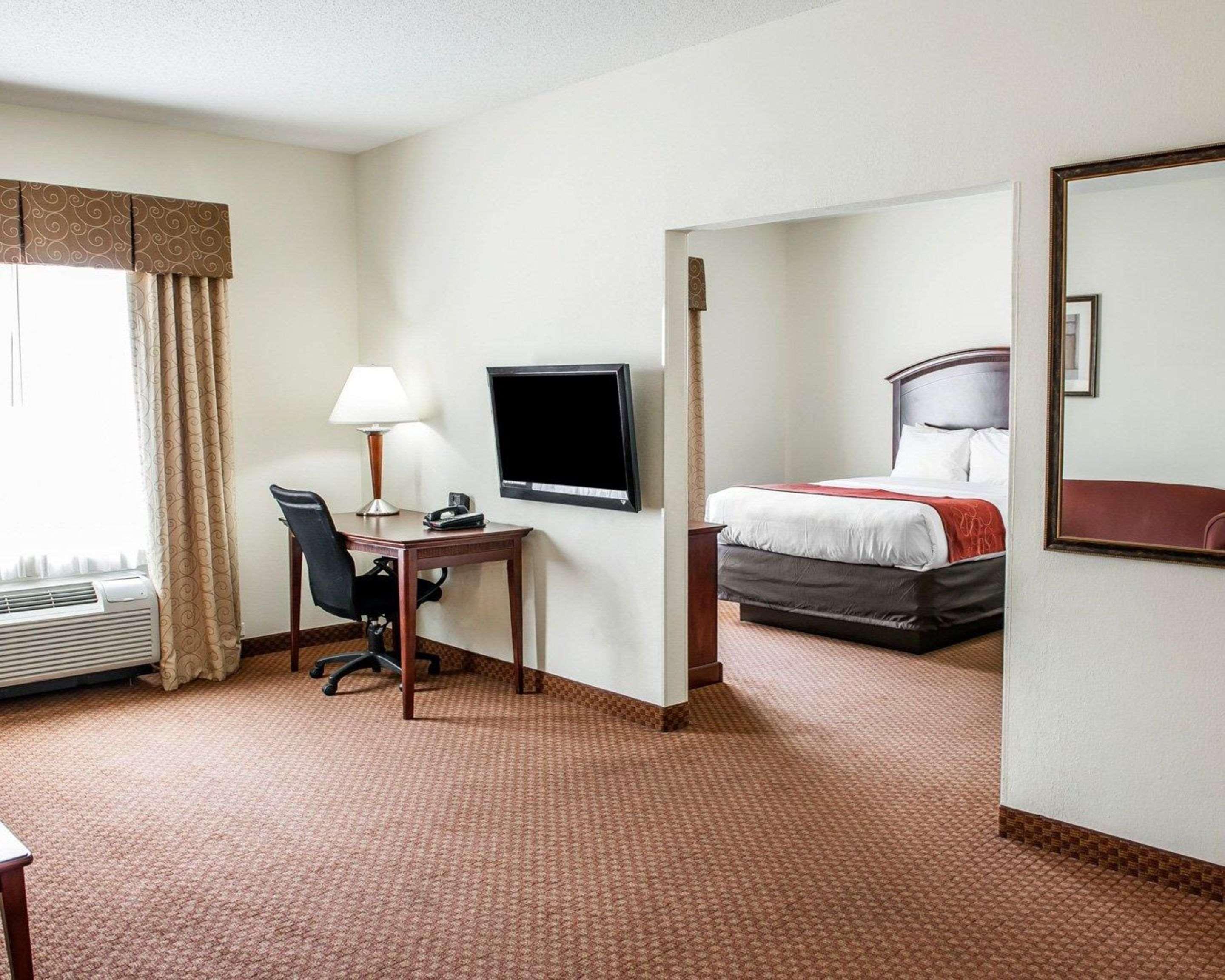 Comfort Suites Near Indianapolis Airport Ngoại thất bức ảnh