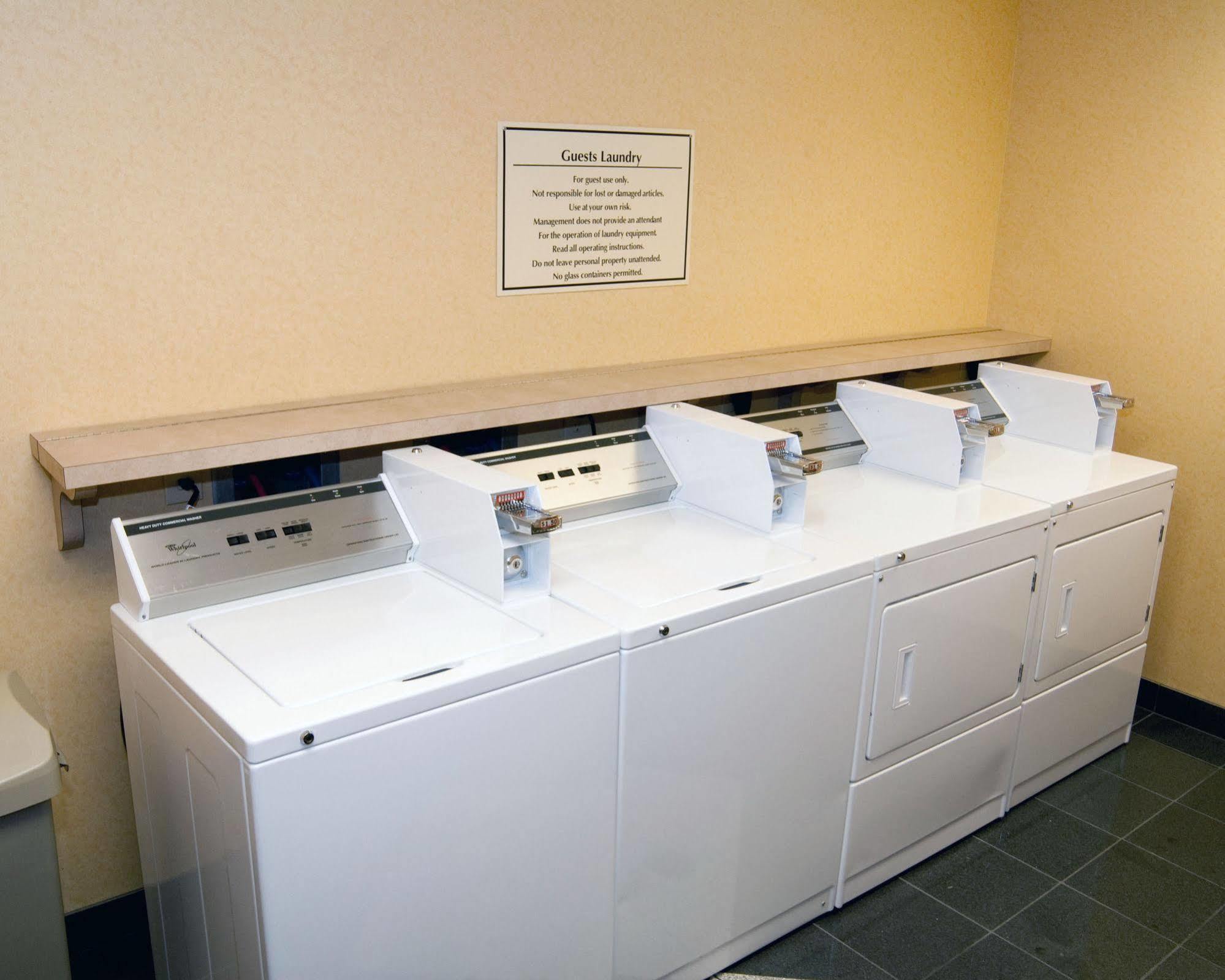 Comfort Suites Near Indianapolis Airport Ngoại thất bức ảnh